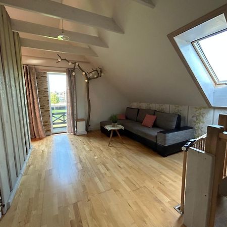 Mezalauki Villa Kolka Bagian luar foto